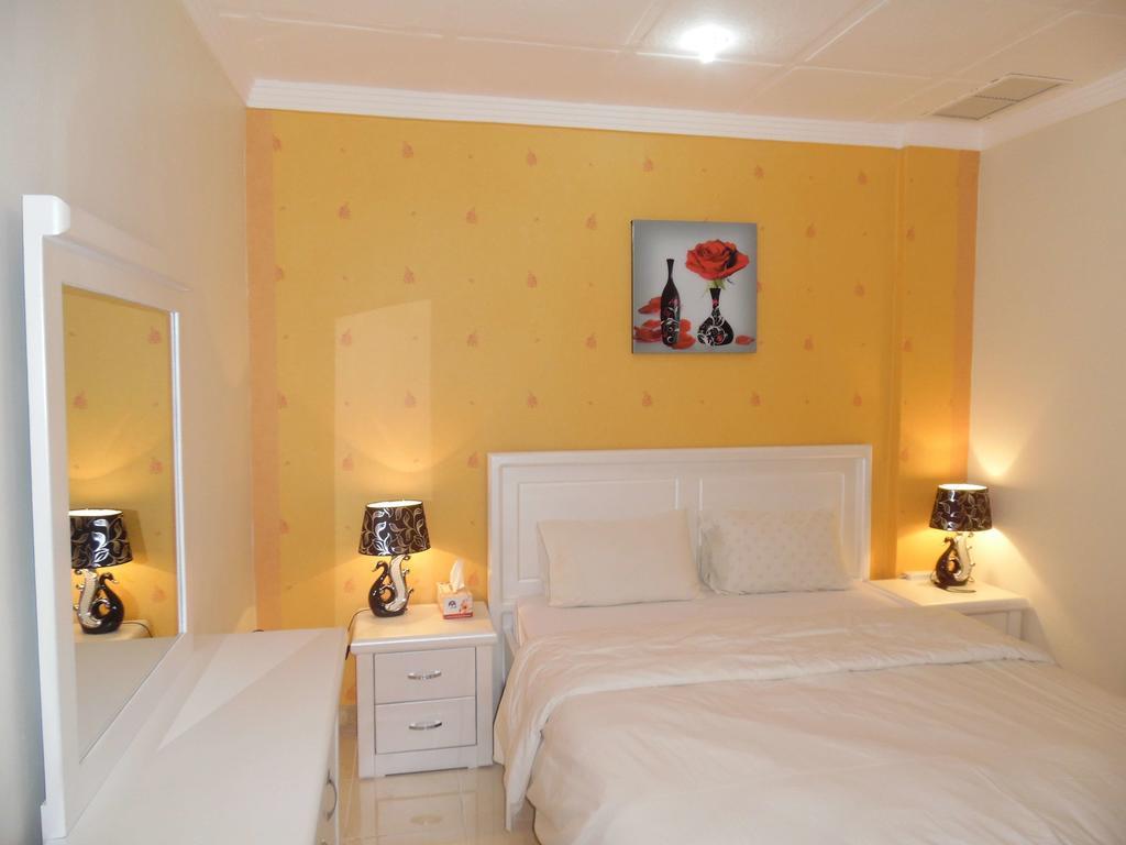 Leader Apartments 2 Kuwait City Zimmer foto