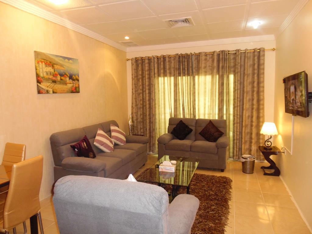Leader Apartments 2 Kuwait City Zimmer foto